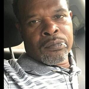 Meet your Posher, Derrick